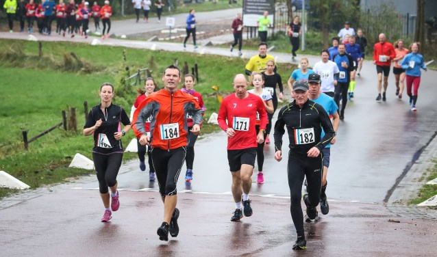 Regenachtige 30ste Maasloop
