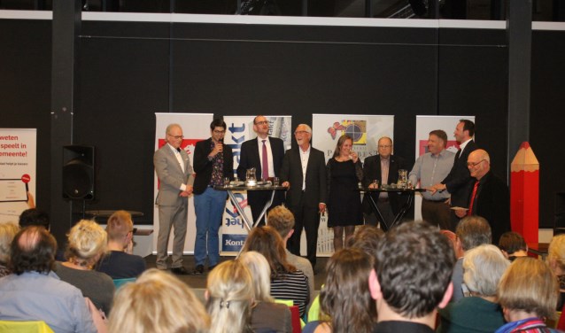 • Felle discussies, maar er werd ook veel gelachen tijdens het debat in de aula van Het Cambium.