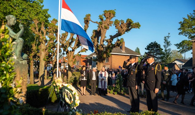 Dodenherdenking in Vianen
