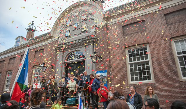 • Defilé van de Glasstadmars vorig jaar.