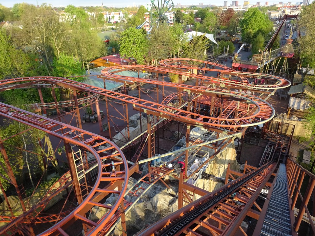 De Cornet Groep aan het werk bij de Kopermijn in Drievliet.