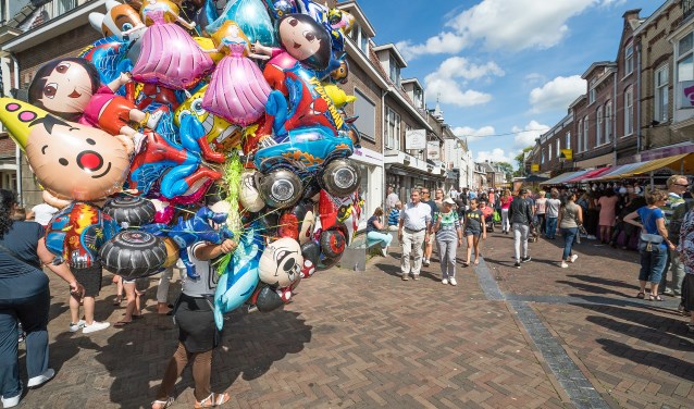 • De zomermarkt in Leerdam vorig jaar.
