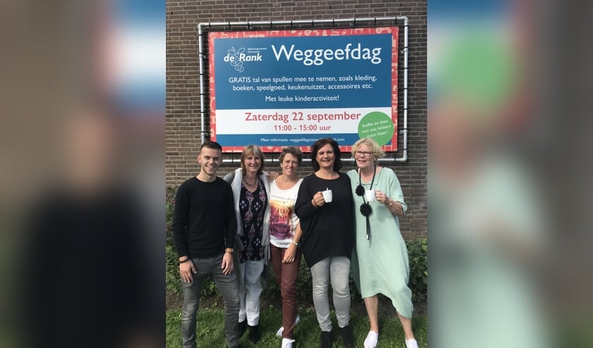 • De organisatie van de weggeefdag.