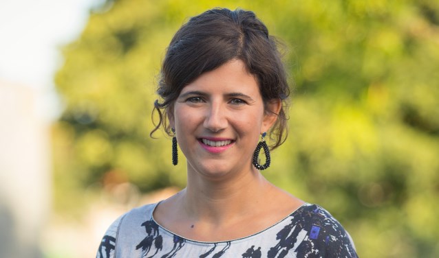 • Het vertrek van wethouder Elisabeth van Leeuwen (foto) wordt opgevangen door de andere wethouders.