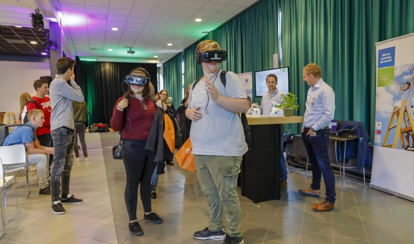 Vanuit alle windhoeken van Altena kwamen vrijdagmiddag leerlingen naar het Altena College.