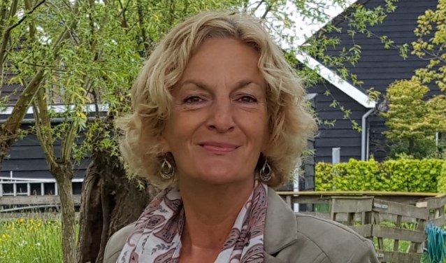 • Nanette van Ameijde.