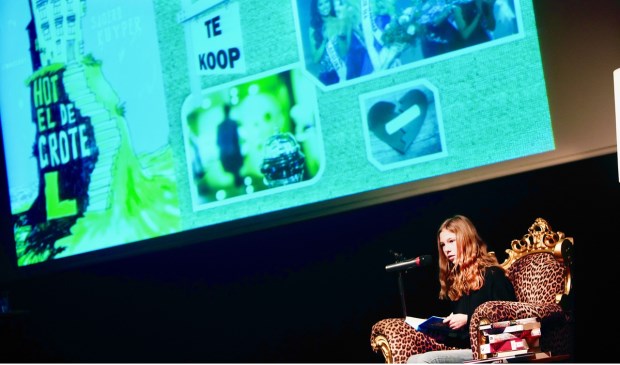 • Famke van Heuckelum won de voorleeswedstrijd van het Cambium.