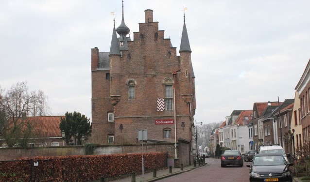 • Stichting Fiep Paviljoen wilde het paviljoen het liefst naast Museum Stadskasteel bouwen.