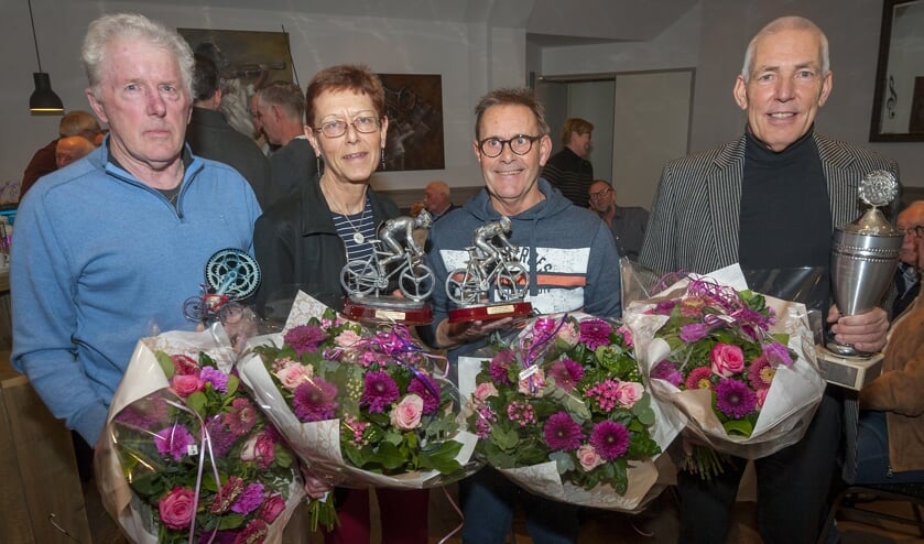 • Carla van Bohemen tussen haar collega-kilometervreters.