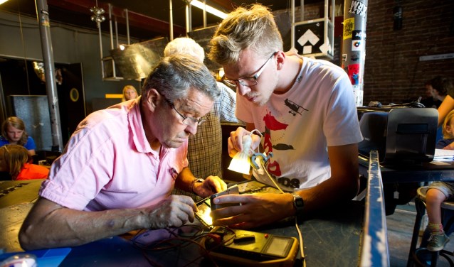 • Repair Café.