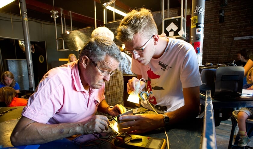 • Repair Café.