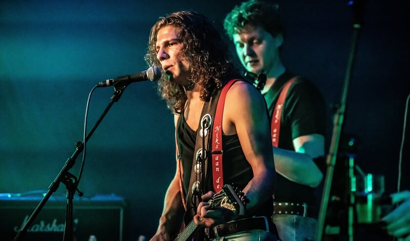 Status Quo Forever & Niks aan de Zeis in de Burcht van Haeften