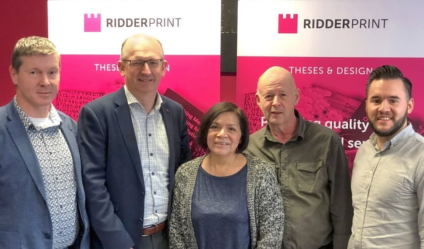 • Alexander Bot, Arjan Verloop, Gina, Herman en Robert Kanters.