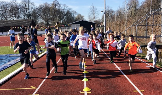 • De start van de sponsorloop.