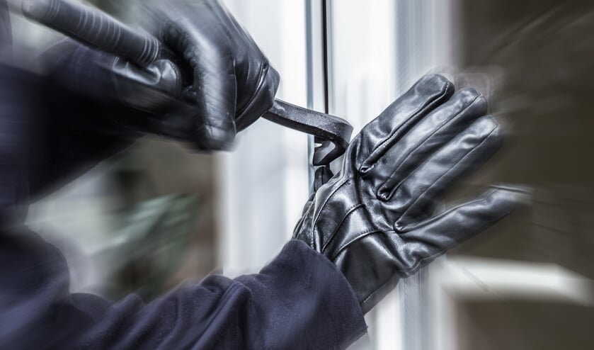 Vrouw uit Lexmond overloopt inbrekers in haar woning. #KontaktAlblas
