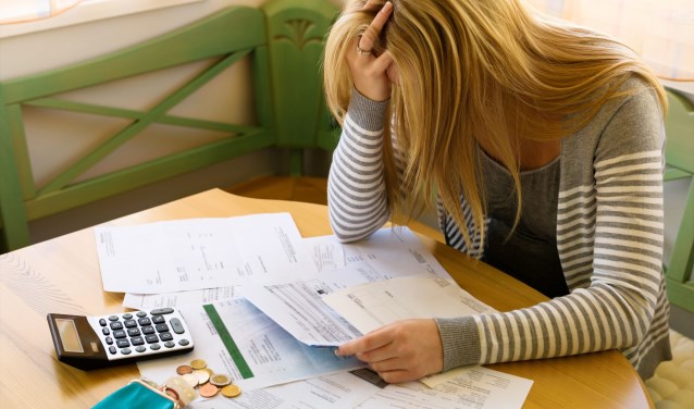 • Mensen met financiële problemen kunnen in sommige gevallen een beroep doen op gemeentelijke regelingen.