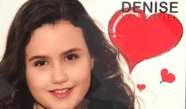 • Denise van Boxtel op de cover van haar nieuwe single.