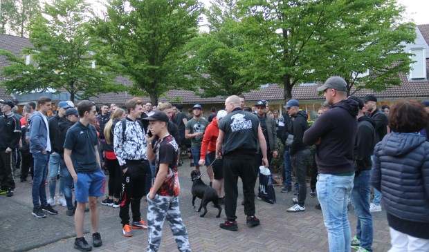 • De demonstratie bij het gemeentehuis van West Betuwe verliep rustig.