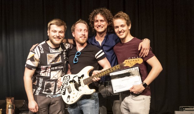 • De prijs bestaat uit twee dagen studiotijd.