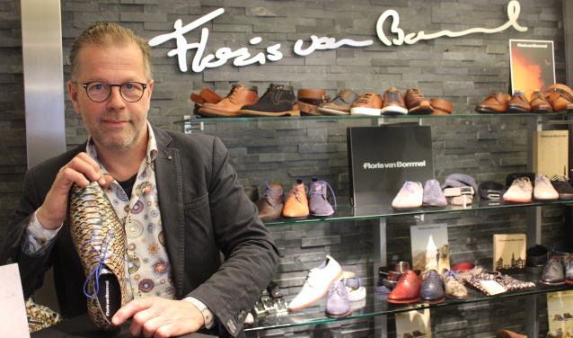 • Cees de Vries van De Vries Schoenen.