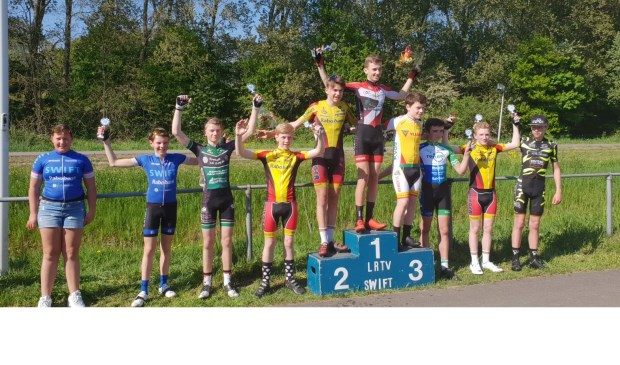 • Christiaan van Rees werd tweede in Leiden, Jost van der Streek vierde.