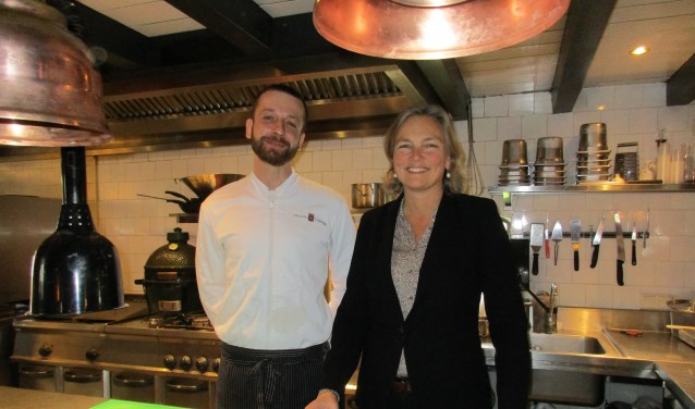 • Chef-kok Karol Andracki en barones Nathalie van Verschuer-des Tombe.
