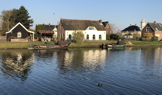• De twee zalmschouwen van familie Gouwens.