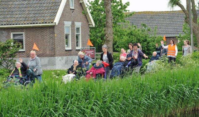 • De eerste rolstoelvierdaagse van
woonzorgcentrum Wilgenhoven.
