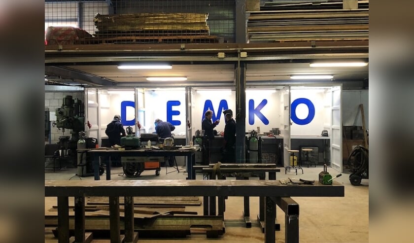 • De laslessen vinden plaats bij Demko.