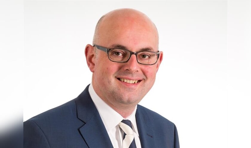 • Burgemeester Martijn Vroom.