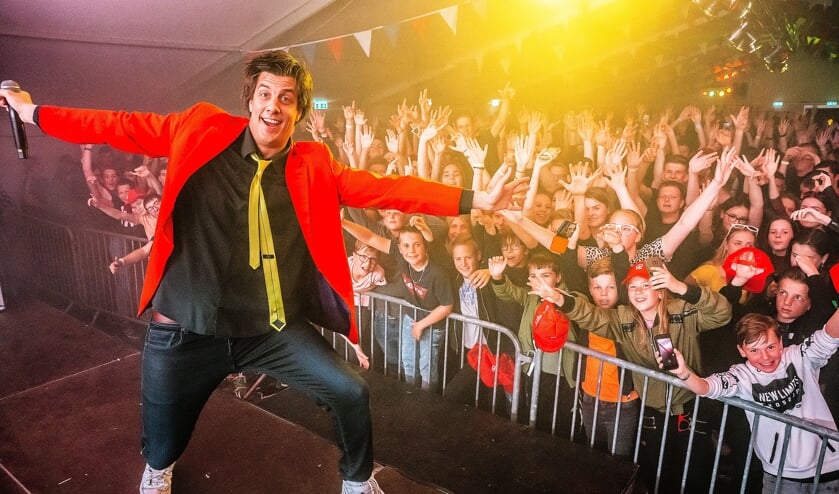 • Q-Music en De Snollebollekes vermaken Schoonrewoerd.