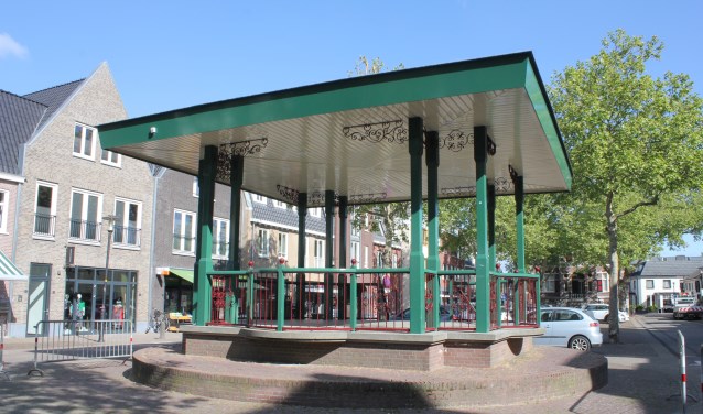 • De Kijkdoos wordt geplaatst in de muziektent op het Mgr. Zwijsenplein.
