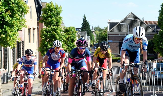 • De Kerkstraatstoep is de scherprechter in de Ronde van Groot-Ammers.