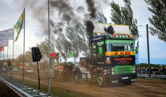 • 12e editie van Truckpulling Nederhemert
