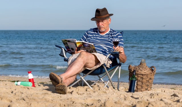• Henk Looij: 'Figuurlijke opruiming.'