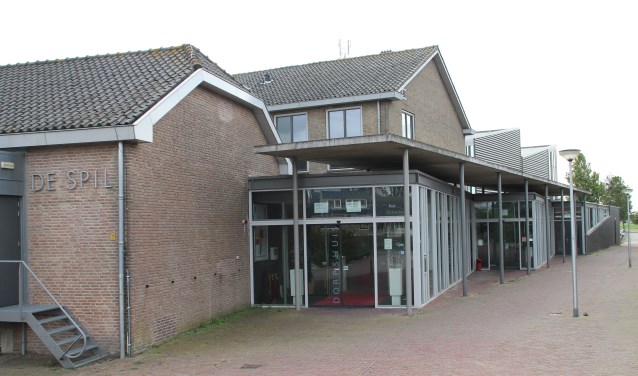 • Dorpshuis De Spil in Bleskensgraaf.