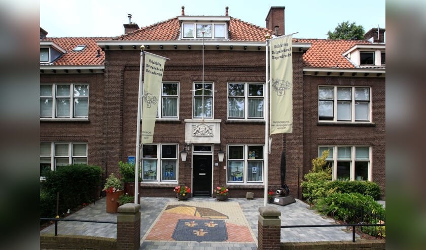 • Dorpsbehoud aan de Veerdam.