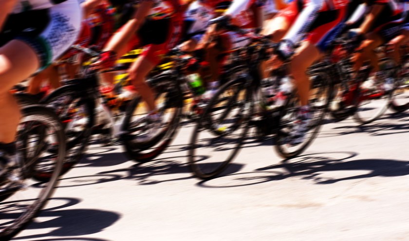 • Renners van Jan van Arckel kwamen aan de start in Rotterdam.