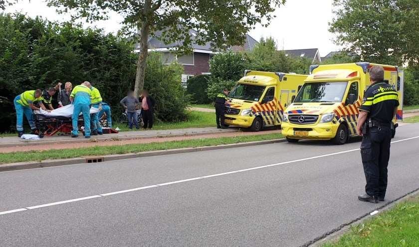 • Ambulancepersoneel nam de zorg over.