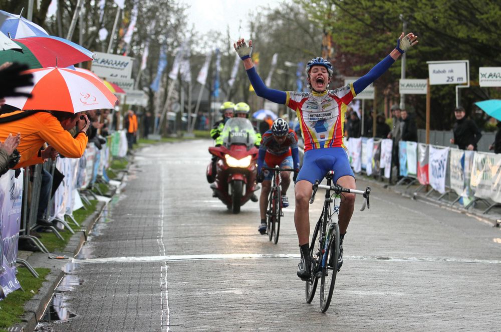 Jan Willem van Schip sterkste in barre weersomstandigheden ...