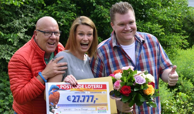 Inwoners Breugel winnen 1 miljoen euro bij de Postcode Loterij | Fotonummer: 9656bc