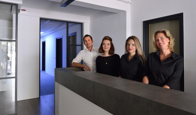 Demooisonenbreugelkrant nieuw in de nieuwstraat: visage and more