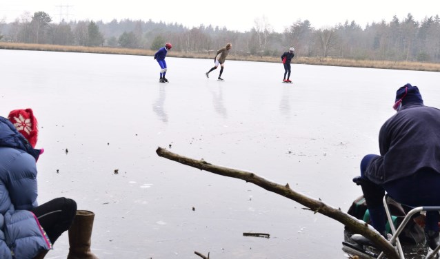 Schaatsen op het Oud Meer in Son en Breugel | Fotonummer: 499c4b