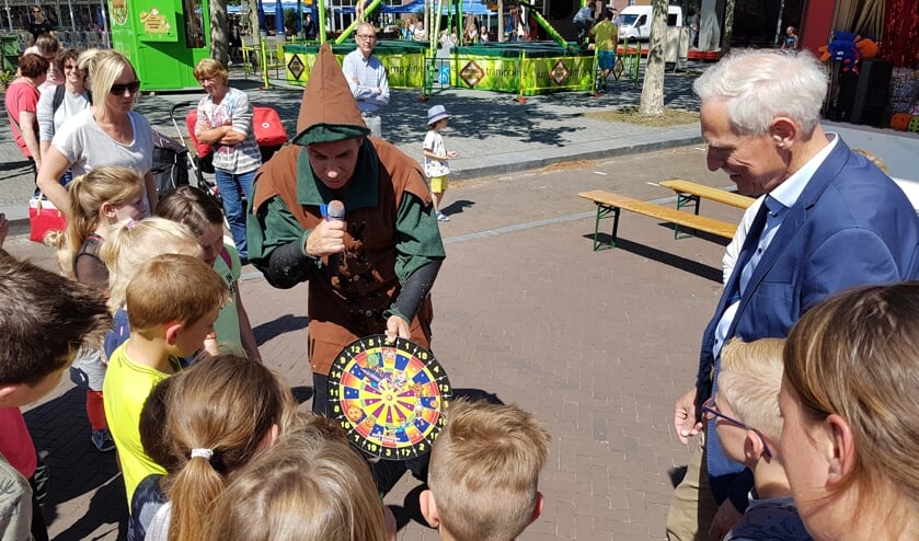 Wethouder Boersma rechts op de foto | Fotonummer: ad620d