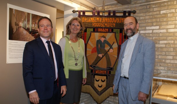 Pastoraal werker Dirk Gudde, burgemeester Bouvy-Koene en pastor Michel Hagen. Foto: VSK