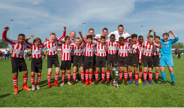 Sparta winnaar V'97 paastoernooi