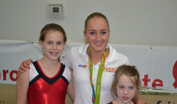 Als afsluiting werd de Olympische medaille geshowd en gingen Quinty en Daniëlle op de foto met Sanne.