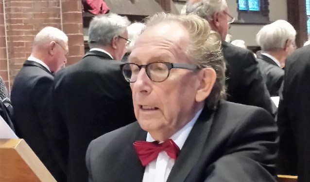 Jos Siebers achter het orgel (foto: pr).