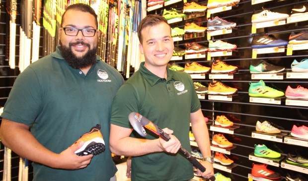 Julio en collega Joël in de hockeyhoek.