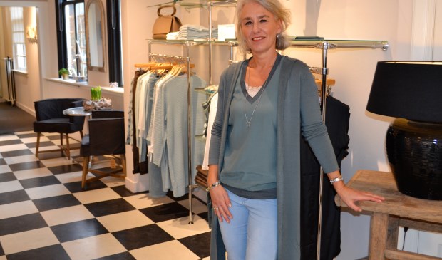 "Maar het was wel altijd mijn droom om een eigen winkel te hebben. Dit was natuurlijk een unieke kans" (foto: Inge Koot).